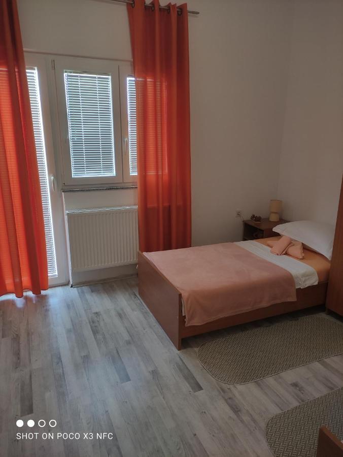 Apartmani Lana Šibenik Esterno foto